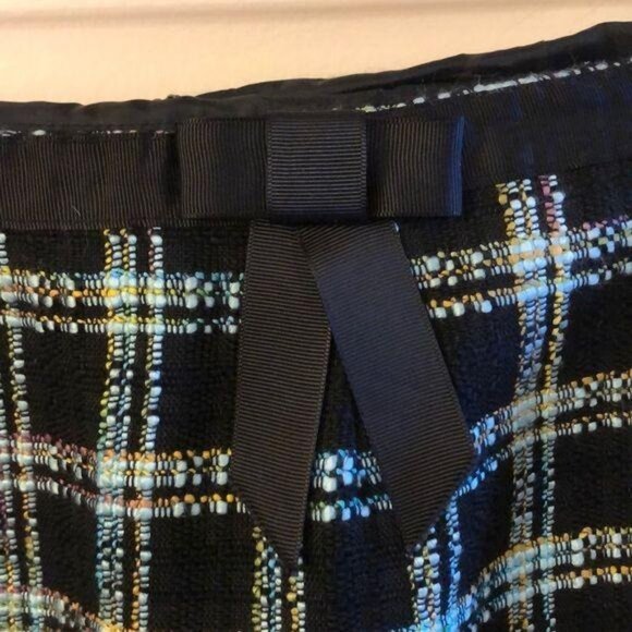 Black Plaid Tweed Skirt With Bow Accent Size 12 By Requirements - Picture 3 of 6